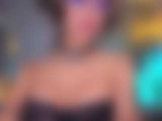 Elisse Cinnamon's Live Sex Cam Show