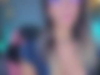 Elisse Cinnamon's Live Sex Cam Show
