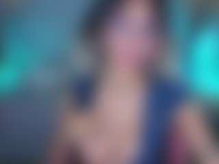 Elisse Cinnamon's Live Sex Cam Show