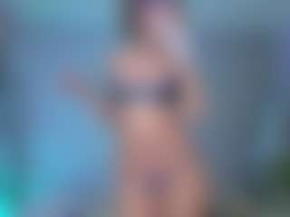 Elisse Cinnamon's Live Sex Cam Show