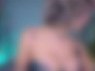 Elisse Cinnamon's Live Sex Cam Show