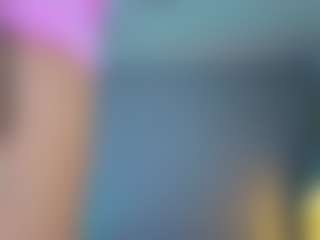 Elisse Cinnamon's Live Sex Cam Show