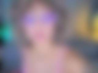 Elisse Cinnamon's Live Sex Cam Show