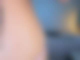 Elisse Cinnamon's Live Sex Cam Show