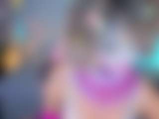 Live cam show with Elisse Cinnamon - Petite Young Adult on Dolls Live