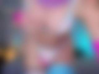 Elisse Cinnamon's Live Sex Cam Show