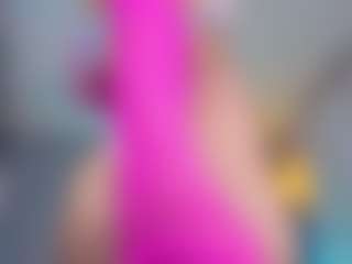 Elisse Cinnamon's Live Sex Cam Show