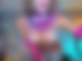 Elisse Cinnamon's Live Sex Cam Show