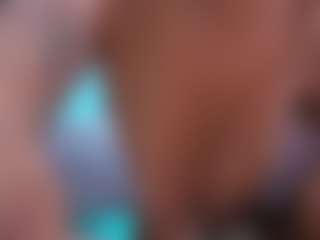 Elisse Cinnamon's Live Sex Cam Show