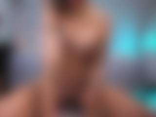 Elisse Cinnamon's Live Sex Cam Show