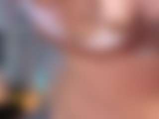 Elisse Cinnamon's Live Sex Cam Show