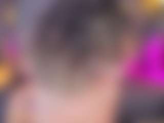 Elisse Cinnamon's Live Sex Cam Show