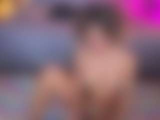 Elisse Cinnamon's Live Sex Cam Show