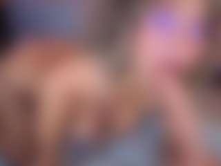 Elisse Cinnamon's Live Sex Cam Show