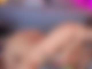 Elisse Cinnamon's Live Sex Cam Show