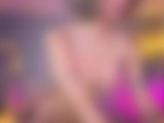 Elisse Cinnamon's Live Sex Cam Show