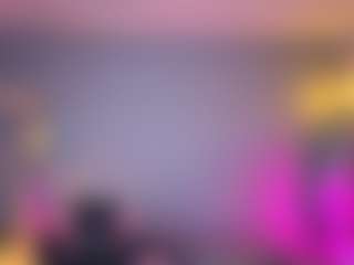 Elisse Cinnamon's Live Sex Cam Show