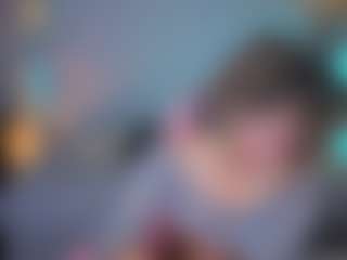 Elisse Cinnamon's Live Sex Cam Show