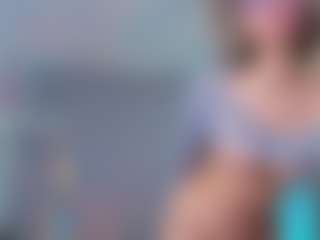 Elisse Cinnamon's Live Sex Cam Show
