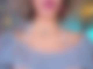 Elisse Cinnamon's Live Sex Cam Show