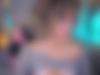 Elisse Cinnamon's Live Sex Cam Show