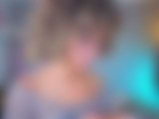 Elisse Cinnamon's Live Sex Cam Show