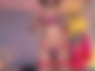 Elisse Cinnamon's Live Sex Cam Show