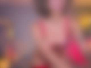 Elisse Cinnamon's Live Sex Cam Show