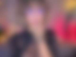 Elisse Cinnamon's Live Sex Cam Show