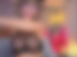 Elisse Cinnamon's Live Sex Cam Show