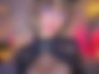 Elisse Cinnamon's Live Sex Cam Show