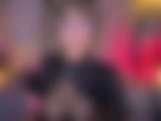 Elisse Cinnamon's Live Sex Cam Show