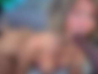 Elisse Cinnamon's Live Sex Cam Show