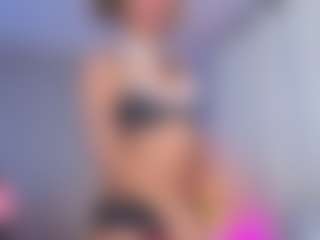 Elisse Cinnamon's Live Sex Cam Show