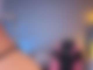 Elisse Cinnamon's Live Sex Cam Show