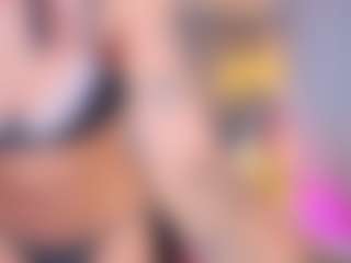 Elisse Cinnamon's Live Sex Cam Show