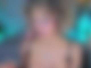Elisse Cinnamon's Live Sex Cam Show