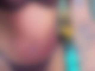 Elisse Cinnamon's Live Sex Cam Show