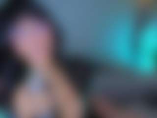 Elisse Cinnamon's Live Sex Cam Show