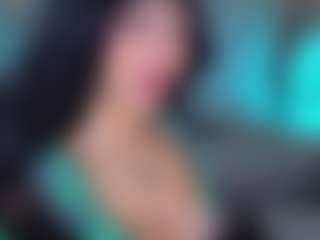 Elisse Cinnamon's Live Sex Cam Show