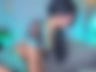 Elisse Cinnamon's Live Sex Cam Show