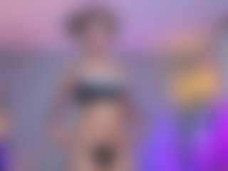 Live cam show with Elisse Cinnamon - Lovense Petite on https://playwithruby.com