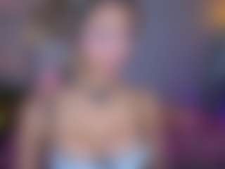 Elisse Cinnamon's Live Sex Cam Show