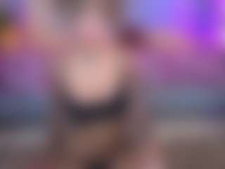 Live cam show with Elisse Cinnamon - Fantasy on Camsoda