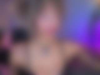 Elisse Cinnamon's Live Sex Cam Show