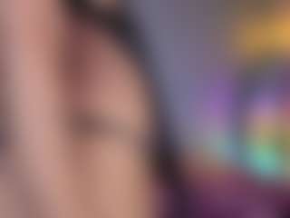 Elisse Cinnamon's Live Sex Cam Show