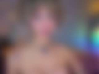 Elisse Cinnamon's Live Sex Cam Show