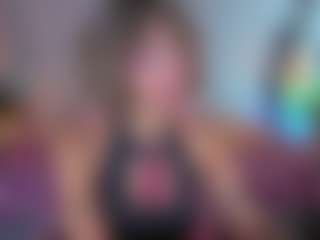 Elisse Cinnamon's Live Sex Cam Show