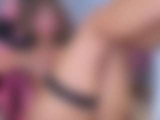 Elisse Cinnamon's Live Sex Cam Show