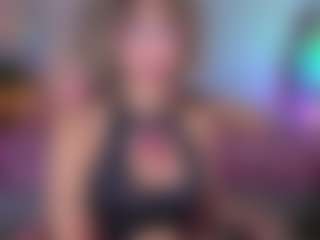 Live cam show with Elisse Cinnamon - Tattoos Young Adult on Camsoda